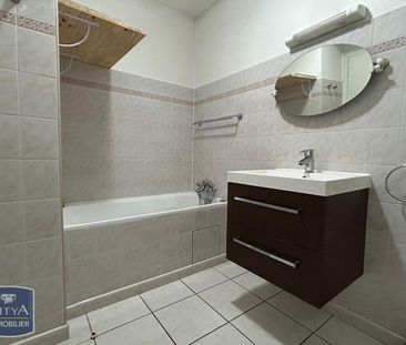 Location Appartement 3 pièces 79m² PERIGUEUX 24000 - Photo 2