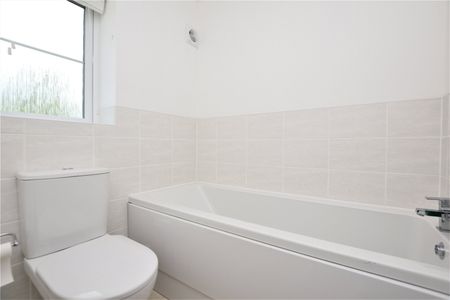 2, Dymoke Road, Methley, Leeds, West Yorkshire, LS26 9FG - Photo 5