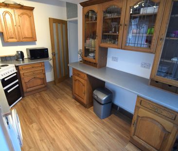 To Let 3 Bed Semi-Detached Bungalow - Photo 6