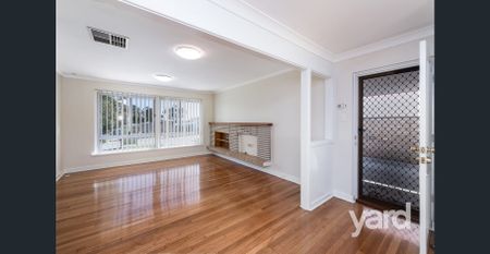 Charming Spearwood Delight! - Photo 4