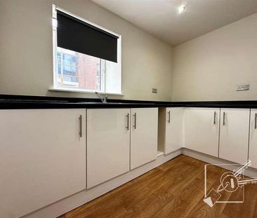 Market Court, Horns Yard, Gravesend, DA12 - Photo 3