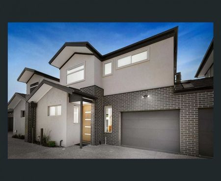 Modern Comfort & Convenience in Prime Fawkner Location - Photo 5