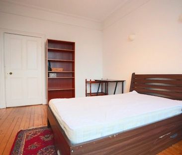 Viewforth Terrace, Flat 12, Bruntsfield, EH10, Edinburgh - Photo 4