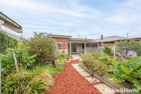 30 Park Street, Goulburn, NSW 2580 - Photo 2