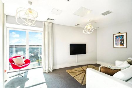 2 bedroom penthouse to rent - Photo 5