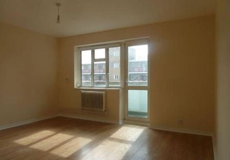 3 Bed Flat, Jubilee Street, E1 - Photo 2