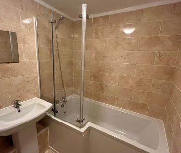 1 Bedroom Flat - Photo 6