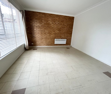 6/7 Parker Street, Werribee VIC, Belconnen - Photo 1