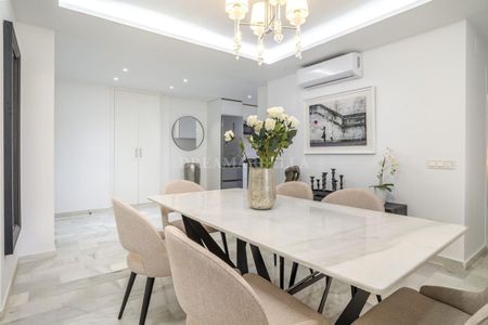 Apartment in Nueva Andalucia - Photo 3