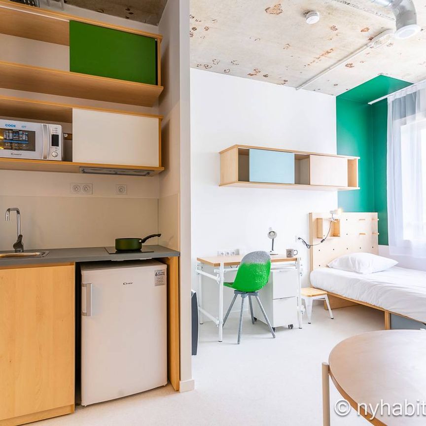 Logement à Paris, Location meublée - Photo 1