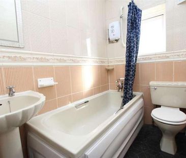 Runswick Terrace, Bradford, BD5 - Photo 6