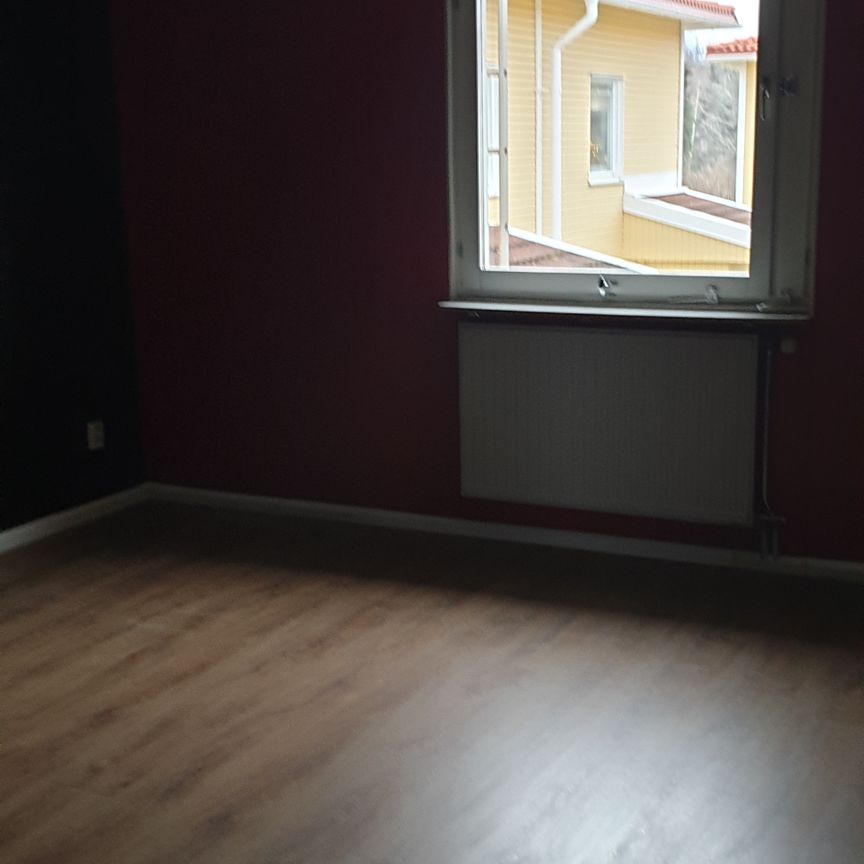 Takpannevägen, Vallentuna - Photo 1