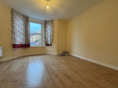 Wellesley Road, Eastbourne - Photo 3