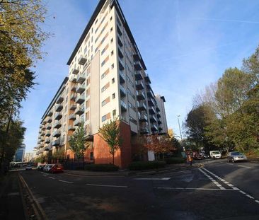 Taylorson Street South, Salford Quays, Salford, M5 - Photo 6