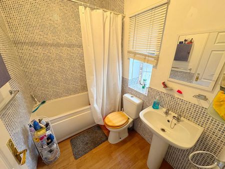 1 bedroom ground floor flat to rent - Photo 4