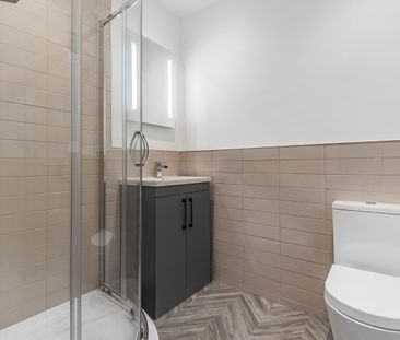 5 bedroom detached house to rent - Photo 4