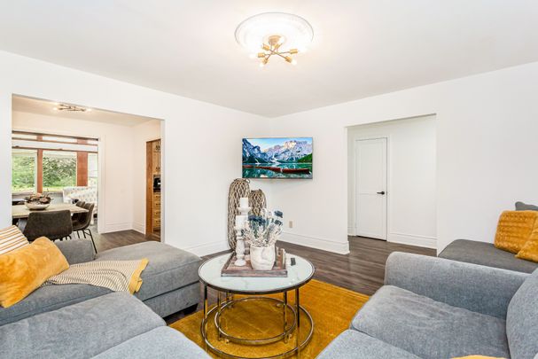 For Lease - 411 Maplehurst Avenue, Oakville, Ontario - Photo 1