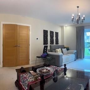 5 bedroom detached house to rent - Photo 1