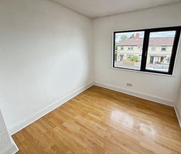 5 Strathearne Place, Lisburn, BT27 4TS - Photo 4