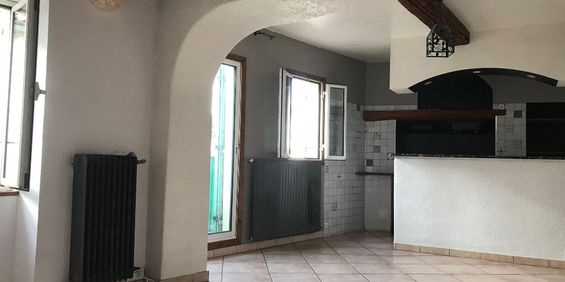 Location d'une maison 3 pièces à VILLENEUVE LES AVIGNON - Photo 3