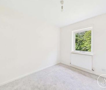 Sholebroke Avenue, Potternewton, Leeds, LS7 - Photo 3