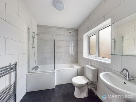 2 bedroom end of terrace house to rent - Photo 5