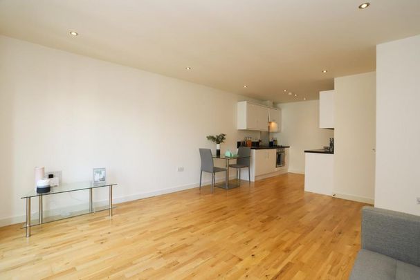 1 bedroom apartment to rent - Photo 1