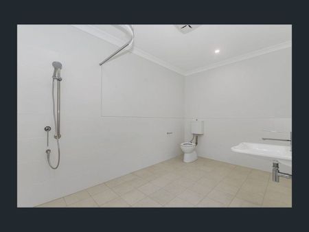 Beautiful 2 Bedroom Unit Gulliver - Photo 4