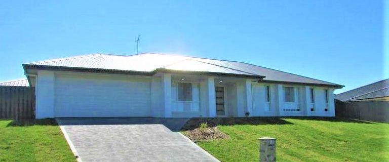 Spacious four bedroom family home - Photo 1