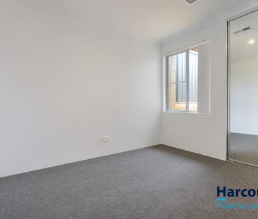 Brand New Modern Comforts, Perfect for Families - Photo 4