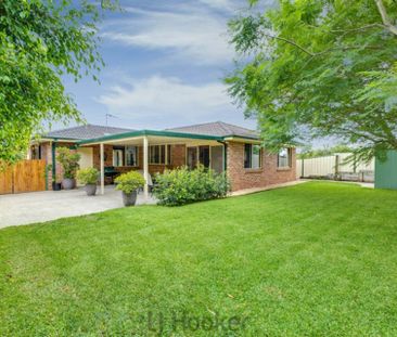 Quiet Cul-De-Sac Living in the Heart of Swansea - Photo 3