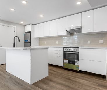 507 Churchill Avenue North - 4 - Photo 4