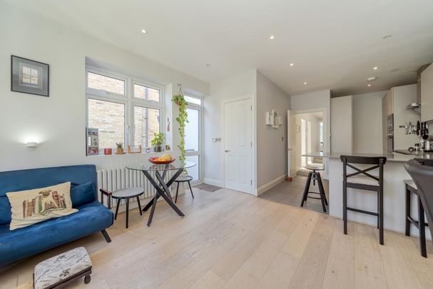 4 bedroom duplex to rent - Photo 1