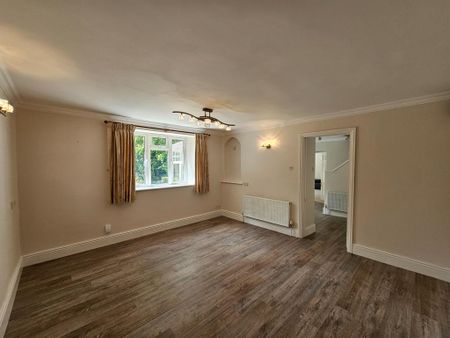 3 bedroom detached house to rent - Photo 5