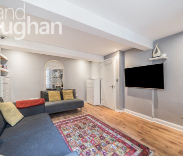 4 bedroom terraced house to rent - Photo 5