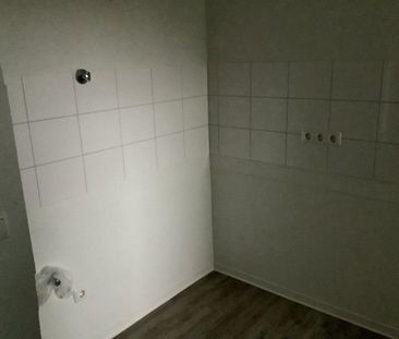 Hier fühlen Sie sich wohl: weitläufige 3-Zimmer-Wohnung mit Balkon - Photo 4