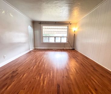 For Lease - 292 Poyntz Avenue, Toronto, Ontario - Photo 4