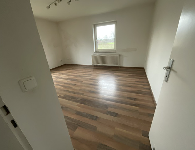 3-Zimmer-Wohnung in Diepholz im EG mit Balkon und Wannenbad - Foto 1