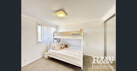 Modern 3-Bedroom Duplex in Prime Revesby Location - Photo 3