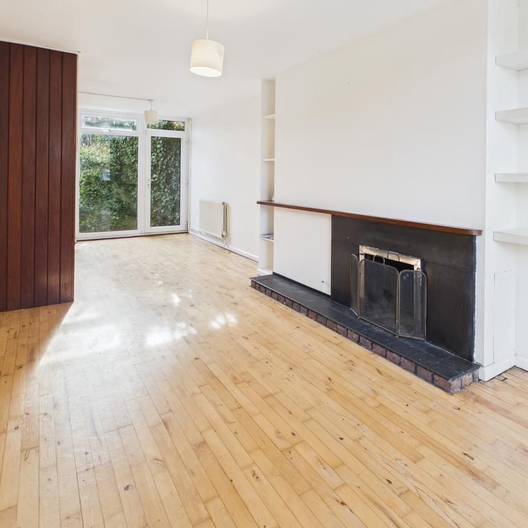 3 bedroom terraced house to rent - Photo 1