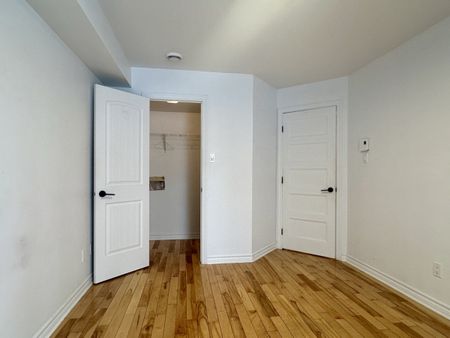 2061 53e Avenue - Photo 4