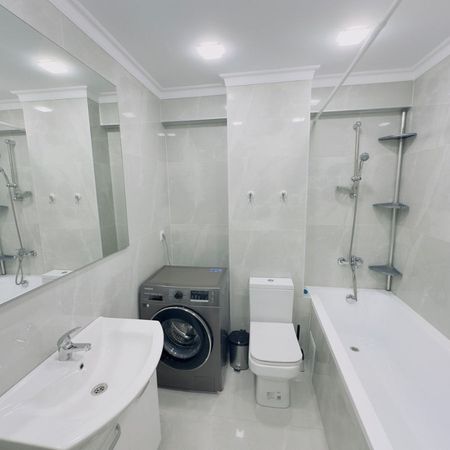 Inchiriez Apartament 2 camere Iris - Photo 4