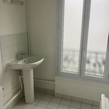 Location Appartement 1 pièce 19m² - Photo 4
