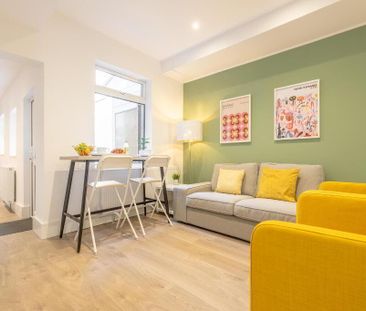 Room 3, 4 Woodcot Avenue, Belfast, BT5 5JA - Photo 2