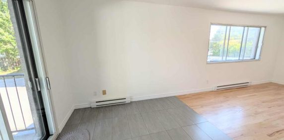 5½ à louer Sainte-Rose, Laval - Photo 2