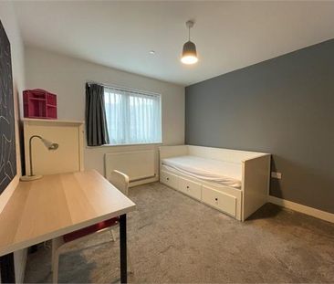 3 bedroom townhouse to rent - Photo 6