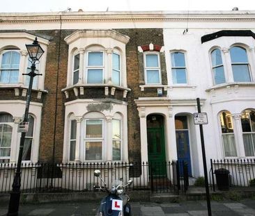 Acquire Estate Agents Amazing Mossford Street House, E3 - Photo 2