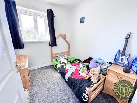 2 bedroom terraced house to rent - Photo 5