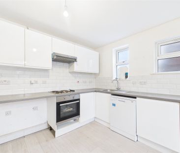 1 bedroom Flat in Grenfell Road, Maidenhead - Photo 5