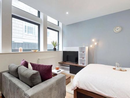 Studio to rent - Photo 2